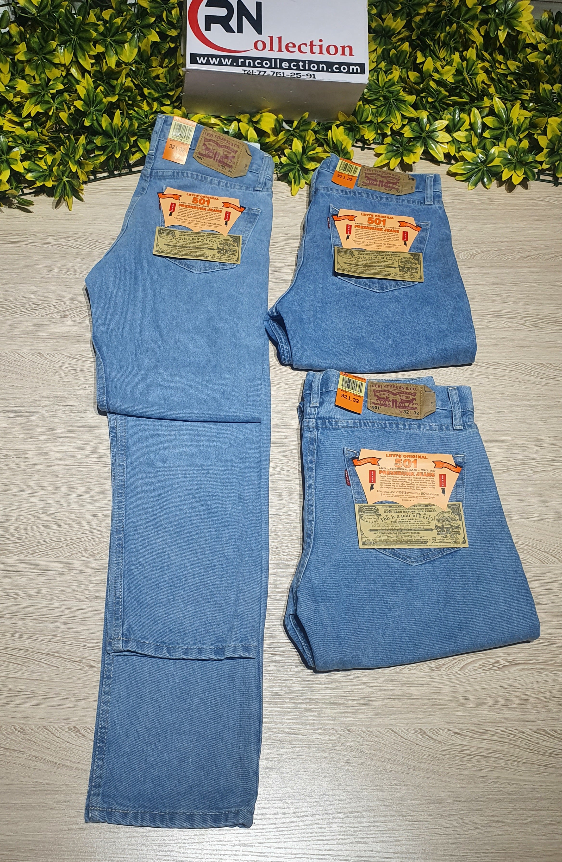 Jean Levis bleu ciel