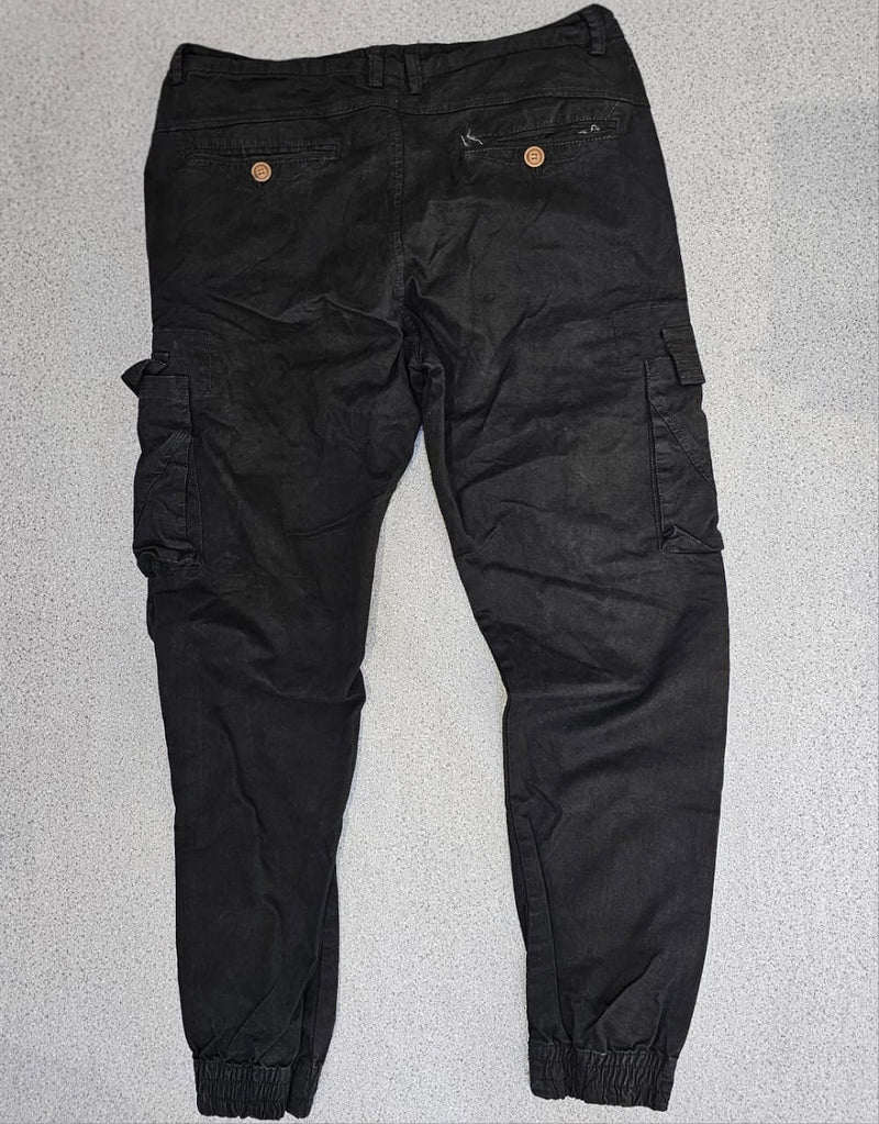 Pantalon Cargo Noir Bas Poignet