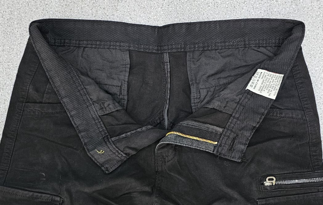 Kakki Cargo Noir