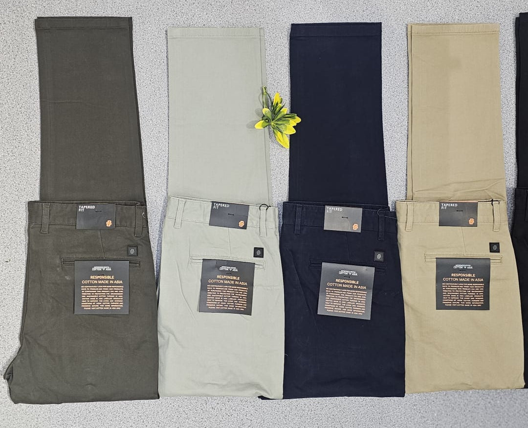 Pantalon Kakki
