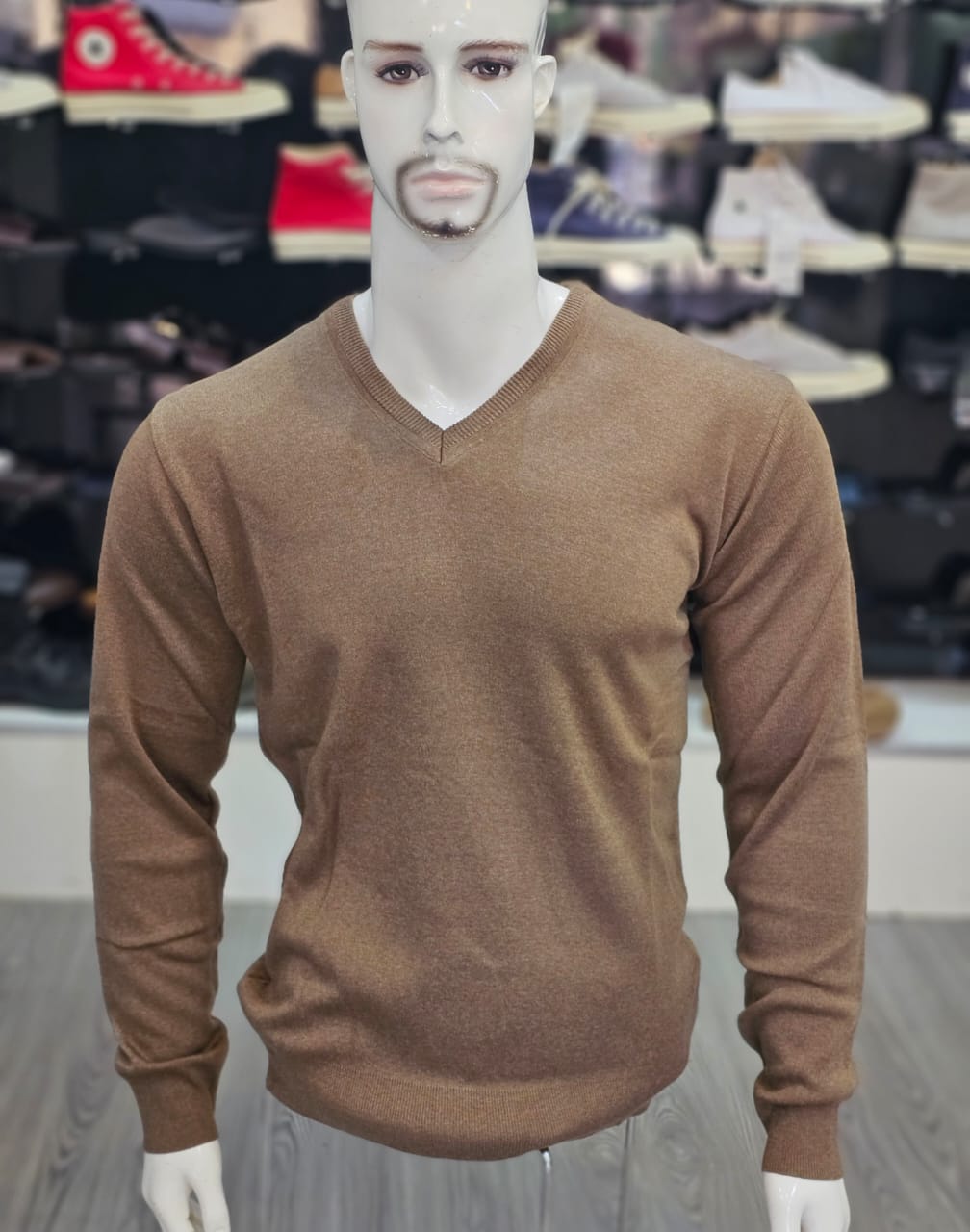 Pull polo col V Marron